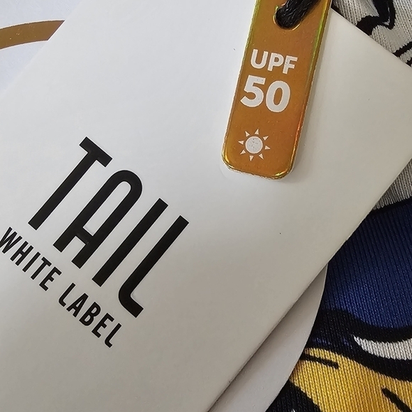 NWT Tail Skirt with Built-in Short, Blue and Yellow Floral, Size XXL - Picture 9 of 16